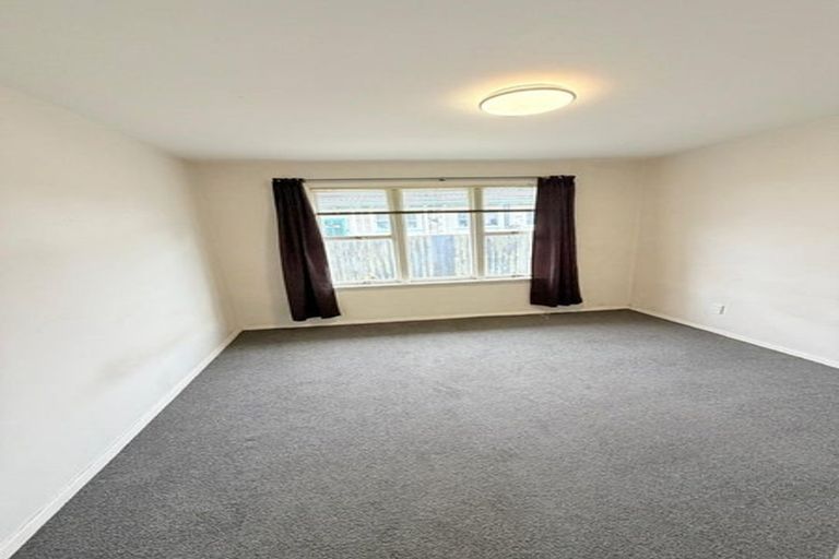 Photo of property in 10a Epsom Road, Sockburn, Christchurch, 8042