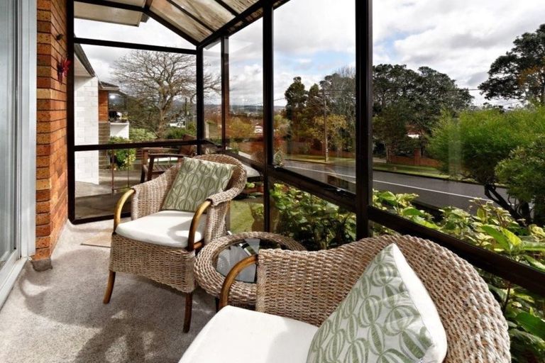 Photo of property in 3/2 Routley Drive, Glen Eden, Auckland, 0602