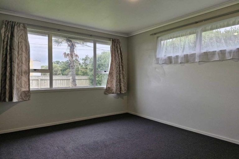 Photo of property in 1151 Devon Road, Bell Block, New Plymouth, 4373