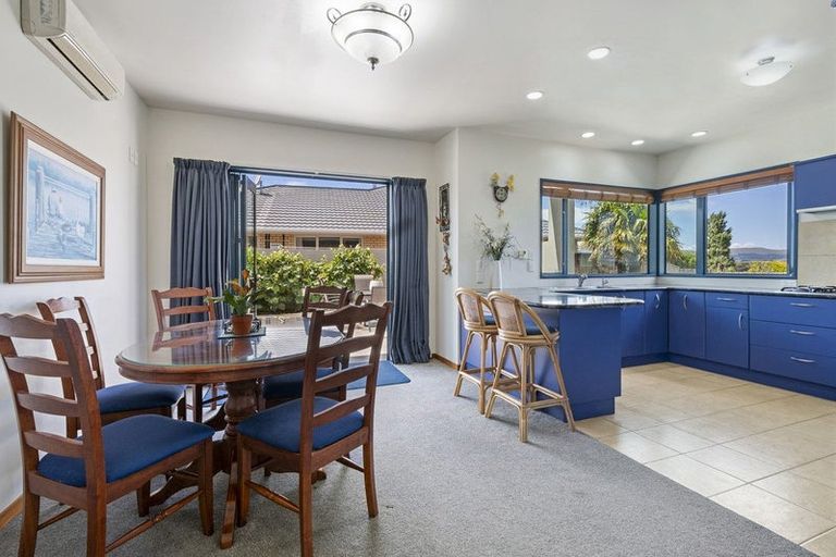 Photo of property in 55 Royal Oak Drive, Kelvin Grove, Palmerston North, 4414