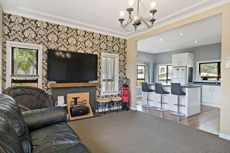 Photo of property in 25 Fairview Road, Papatoetoe, Auckland, 2025