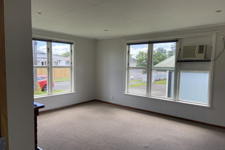 Photo of property in 2 Takahe Street, Frankton, Hamilton, 3204