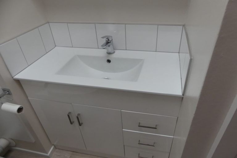 Photo of property in 5/69 Thackeray Place, Waltham, Christchurch, 8023