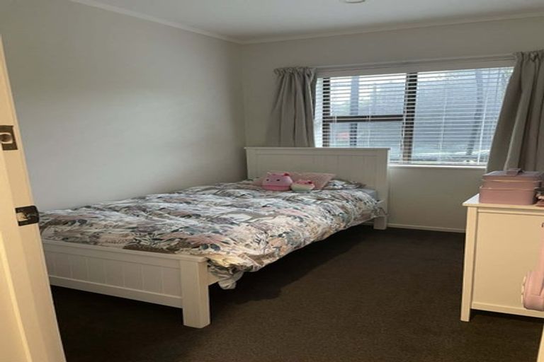 Photo of property in 2/45 Willis Road, Papakura, 2110