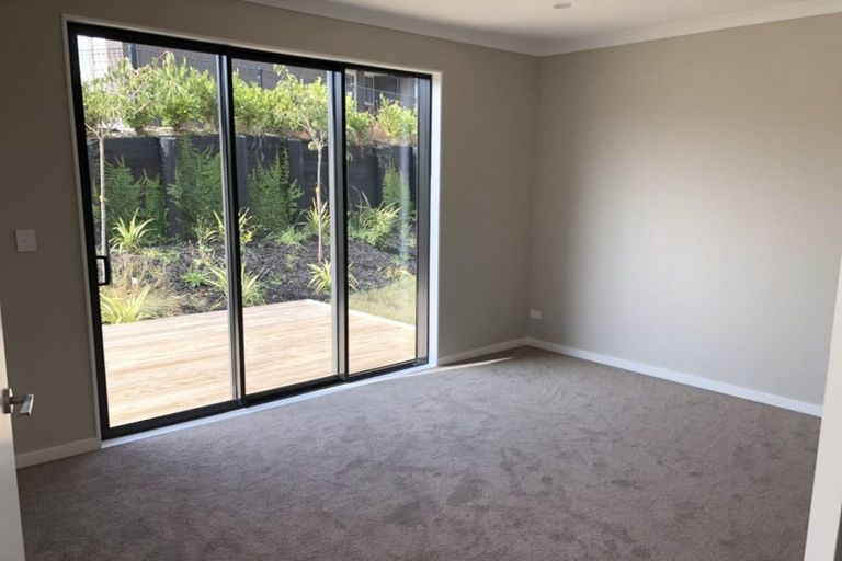 Photo of property in 63 Harvest Avenue, Orewa, 0931