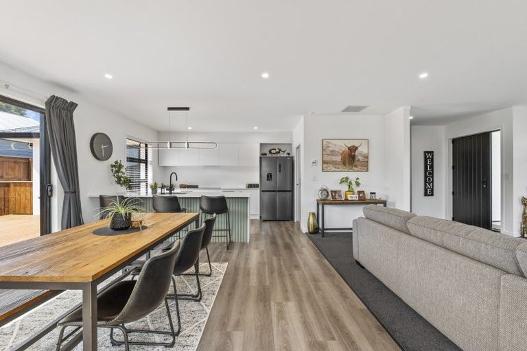 Photo of property in 66 Warwick Road, Stratford, 4332