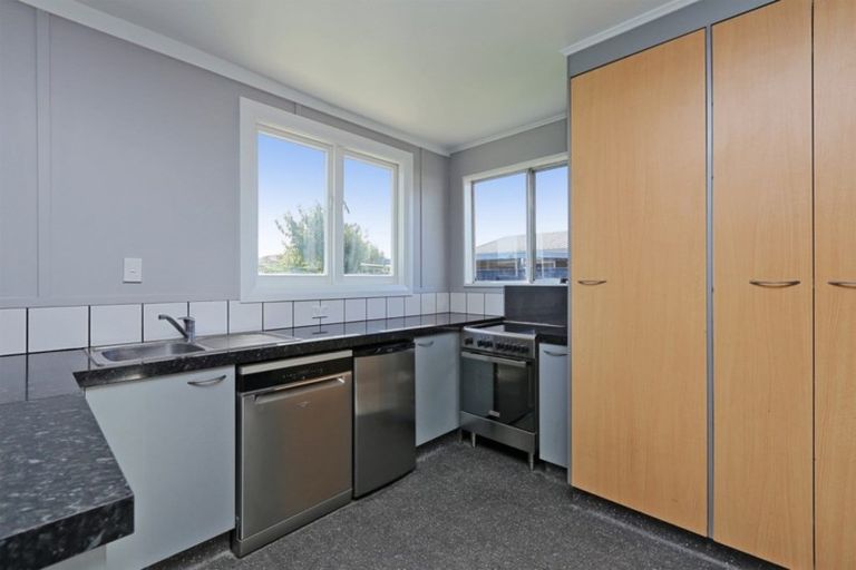 Photo of property in 220 Warwick Road, Mayfair, Hastings, 4122