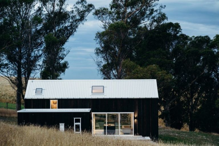 Photo of property in 24 Kayforce Road, Ocean View, Dunedin, 9035