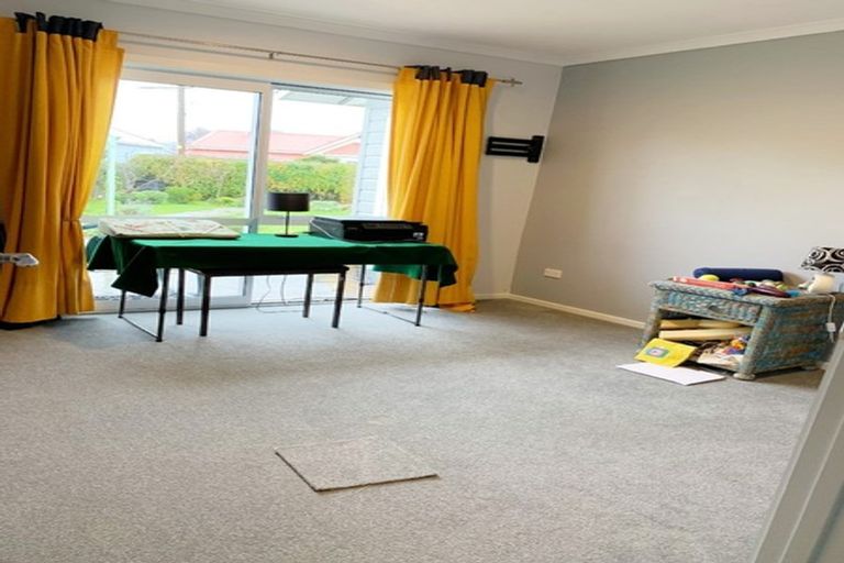 Photo of property in 44 Cutten Street, South Dunedin, Dunedin, 9012