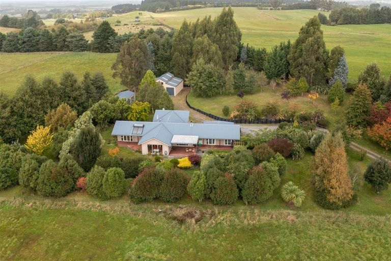 Photo of property in 251 Summerhill Road, Cust, Rangiora, 7471