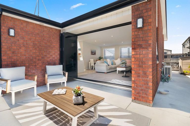 Photo of property in 8 Te Paea Crescent, Papamoa Beach, Papamoa, 3118