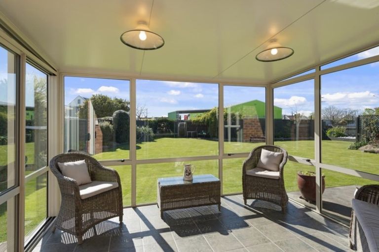 Photo of property in 1 Spring Place, Leeston, 7632