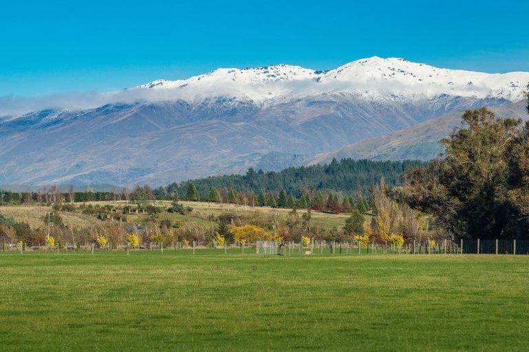 Photo of property in 279 Ballantyne Road, Wanaka, 9382