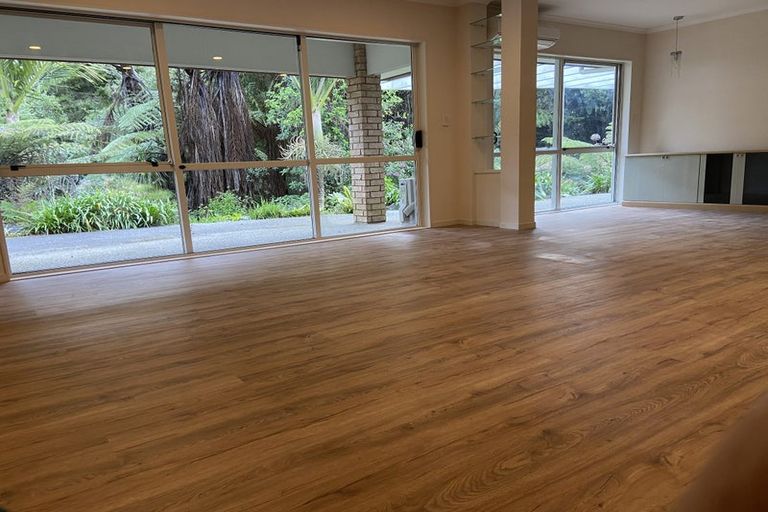 Photo of property in 21 Kinnard Lane, Totara Park, Auckland, 2019