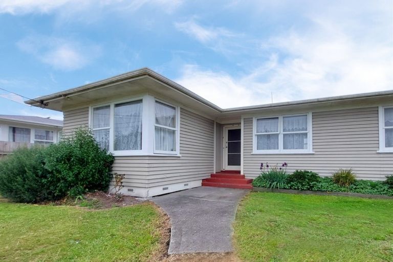 Photo of property in 18 Yvonne Street, Melville, Hamilton, 3206