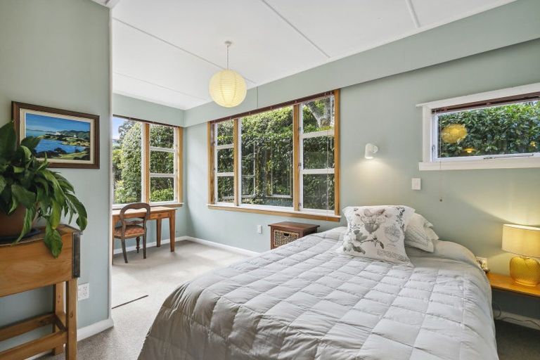 Photo of property in 21 Clark Street, Khandallah, Wellington, 6035