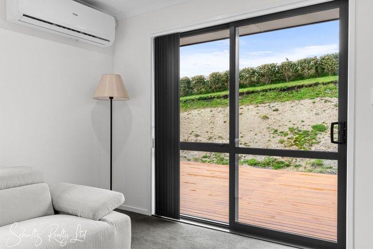 Photo of property in 6 Rata Lane, Maungaturoto, 0520