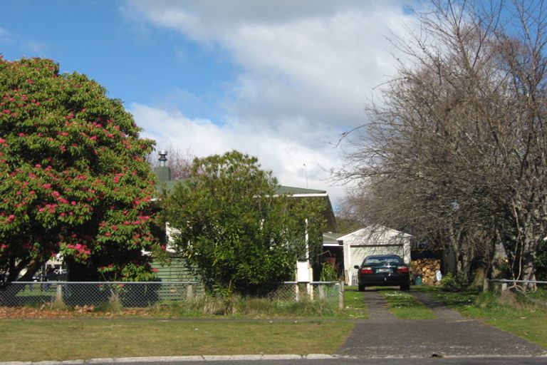 Photo of property in 10 Marotoa Grove, Turangi, 3334