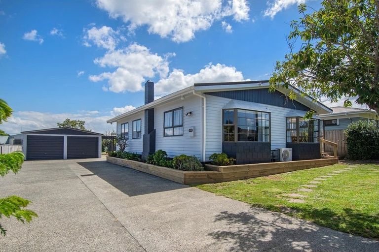 Photo of property in 35 Old Onerahi Road, Onerahi, Whangarei, 0110