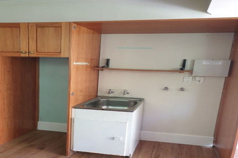 Photo of property in 30 Field Terrace, Upper Riccarton, Christchurch, 8041