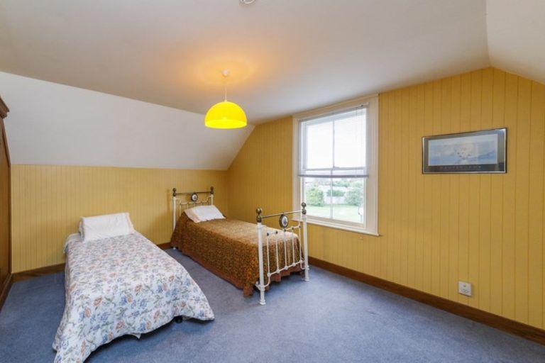 Photo of property in 15 Daniell Street, Bulls, 4818