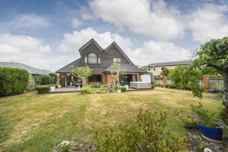 Photo of property in 23 Balmoral Drive, Terrace End, Palmerston North, 4410