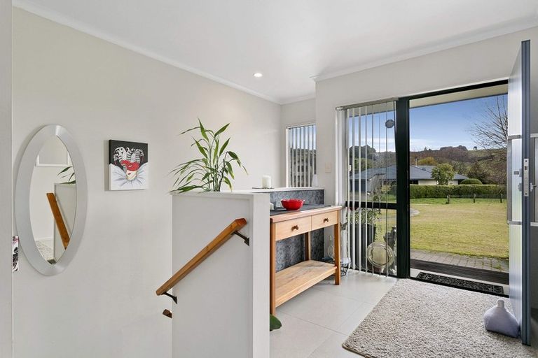 Photo of property in 38 Kinder Street, Acacia Bay, Taupo, 3330