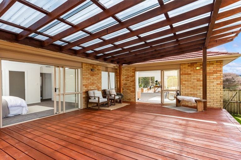 Photo of property in 34 Te Kauri Place, Helensville, 0800