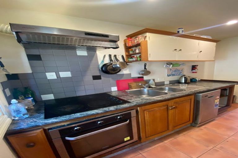 Photo of property in 56 Pirie Street, Mount Victoria, Wellington, 6011