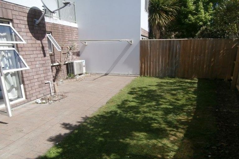 Photo of property in 4/25 Geraldine Street, Edgeware, Christchurch, 8013