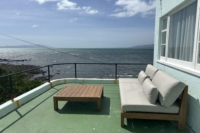 Photo of property in 20 Ocean Parade, Pukerua Bay, 5026