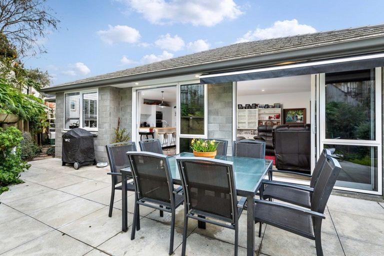 Photo of property in 12 Riverside Place, Katikati, 3129