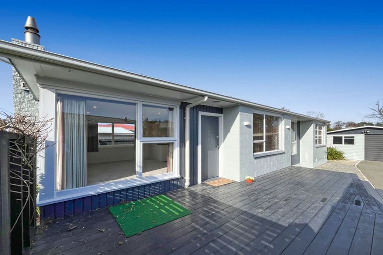 Photo of property in 3 Cottonwood Street, Parklands, Christchurch, 8083
