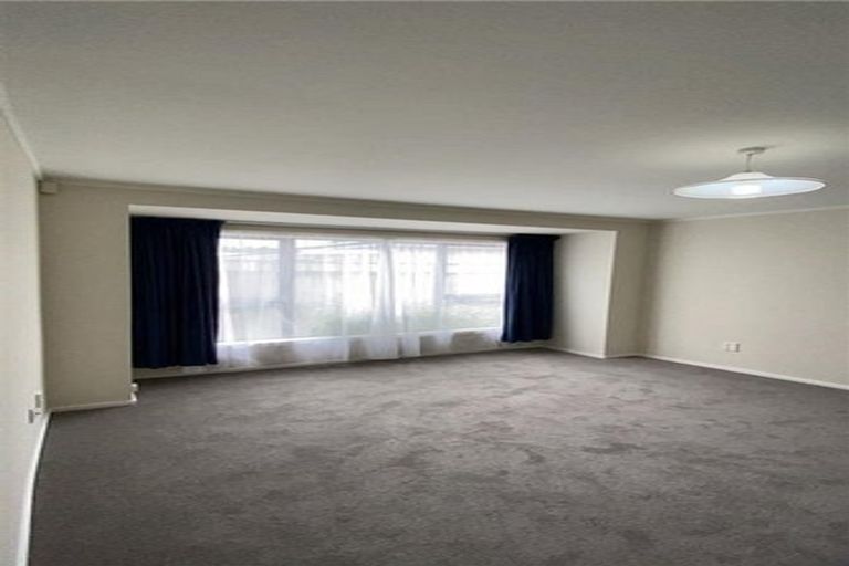 Photo of property in 2/65 Pohutukawa Street, Woburn, Lower Hutt, 5011