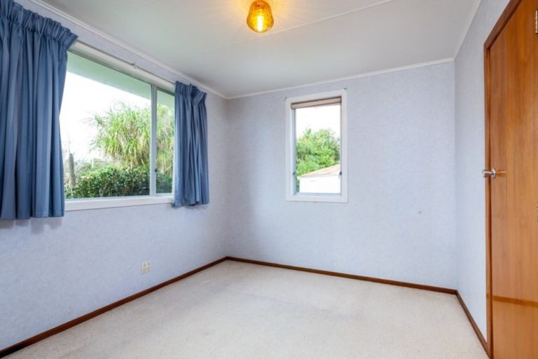 Photo of property in 19 Regent Place, Blagdon, New Plymouth, 4310