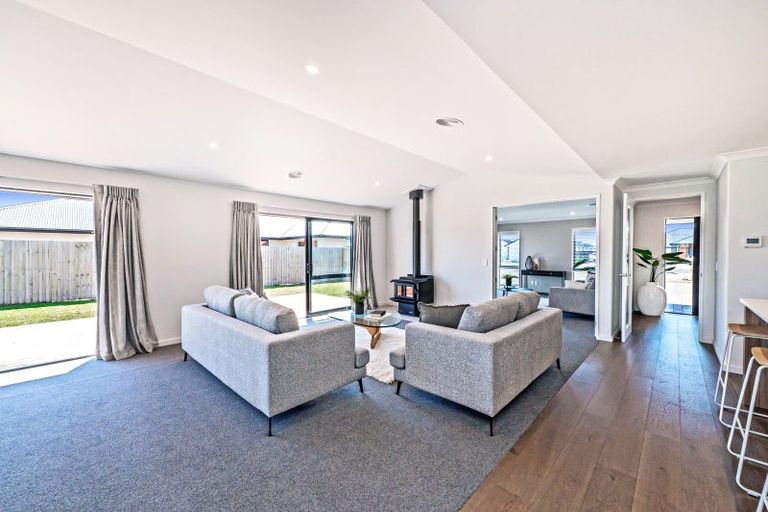 Photo of property in 22 Suffolk Drive, Kirwee, 7571