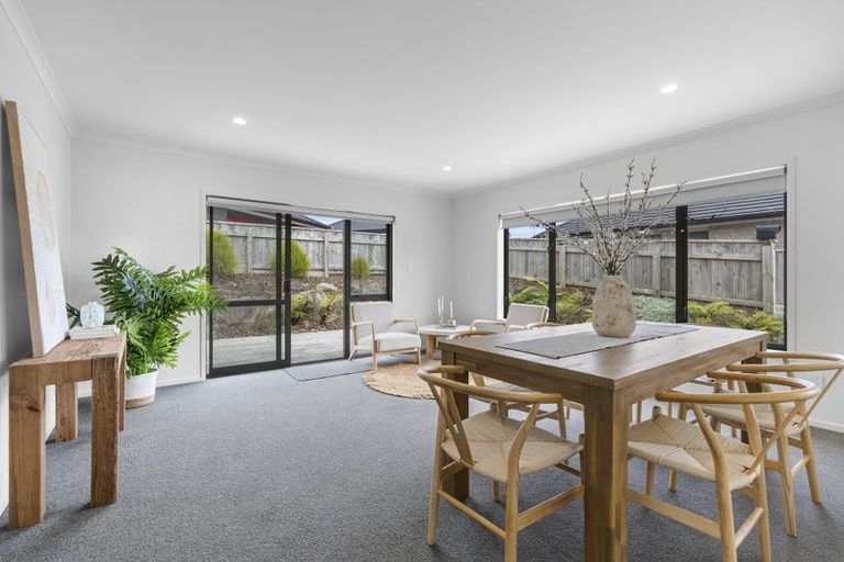 Photo of property in 7 Totarahoe Lane, Whalers Gate, New Plymouth, 4310