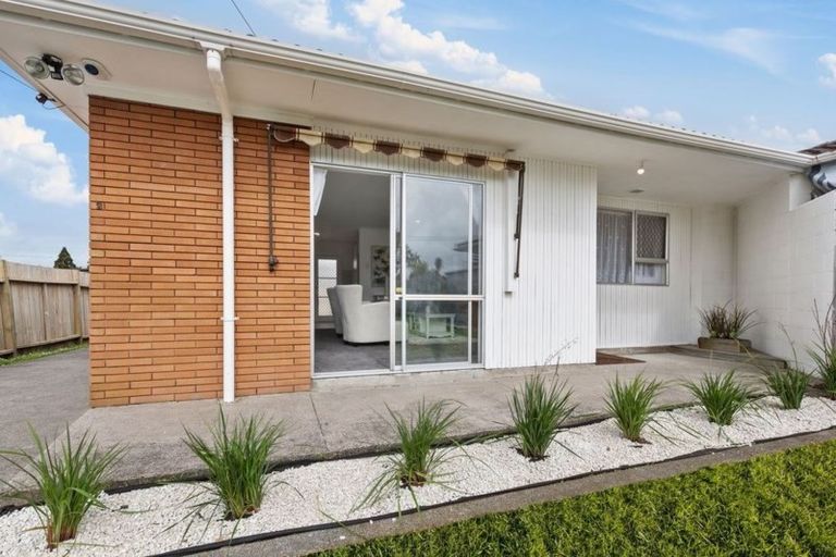 Photo of property in 2/9 Dreifuss Place, Mangere East, Auckland, 2024