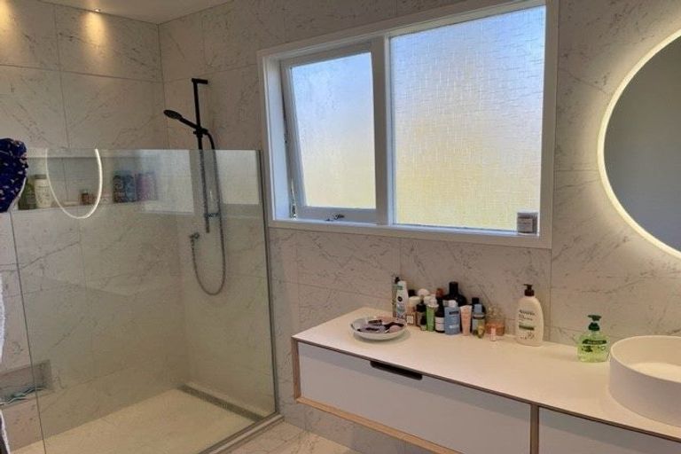 Photo of property in 1/49 Lake View Road, Takapuna, Auckland, 0622