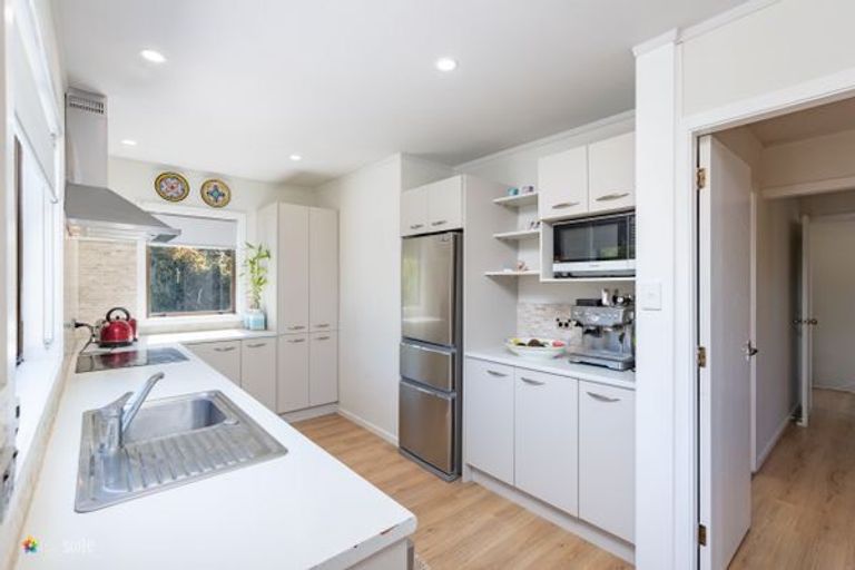 Photo of property in 18 Langwell Place, Papakowhai, Porirua, 5024