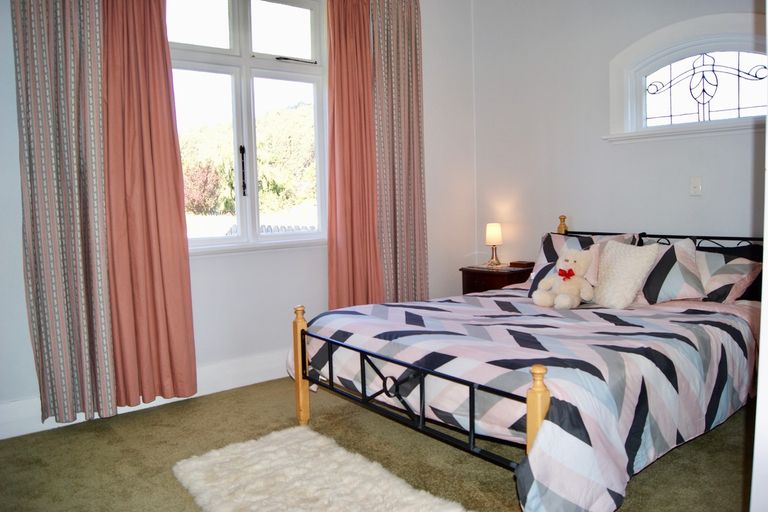 Photo of property in 27 Runbrake Street, Palmerston, 9430