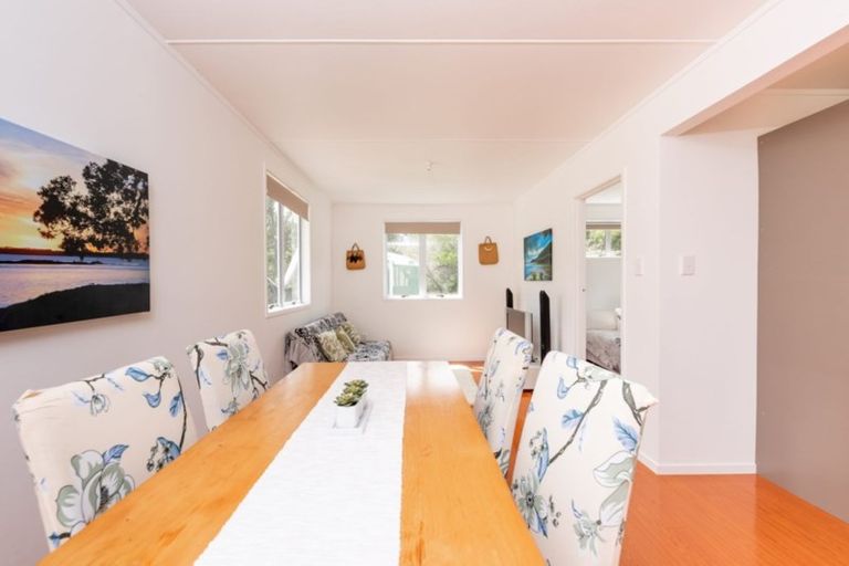 Photo of property in 4 Koutu Beach Road, Opononi, Kaikohe, 0473