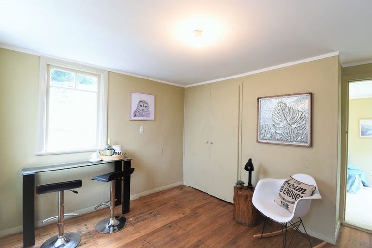 Photo of property in 16 Marine Parade, Macandrew Bay, Dunedin, 9014