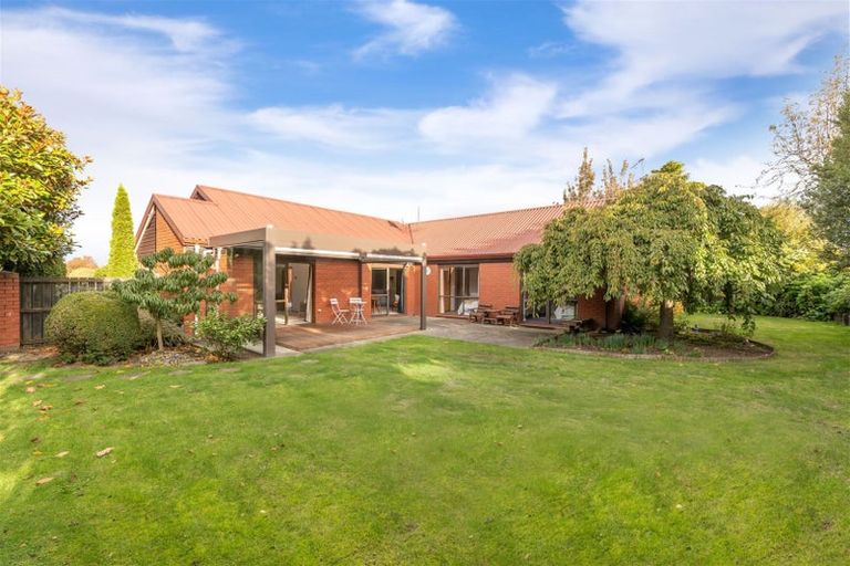 Photo of property in 15 Nepal Place, Burnside, Christchurch, 8053