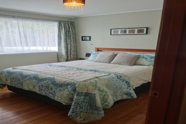 Photo of property in 36 Sequoia Place, Sunnynook, Auckland, 0620