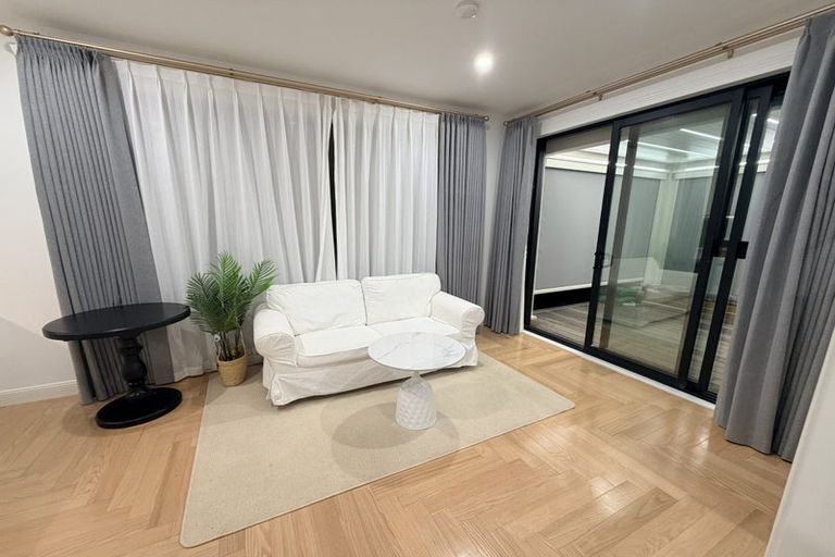 Photo of property in 7 Copper Lane, Long Bay, Auckland, 0630