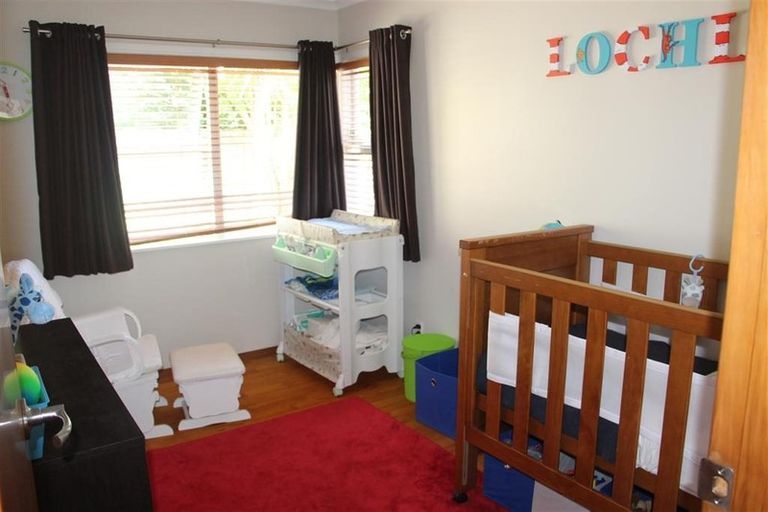 Photo of property in 3 Beldon Place, Pakuranga Heights, Auckland, 2010