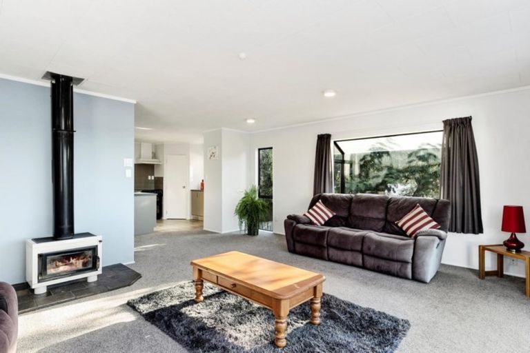 Photo of property in 130 Osprey Drive, Welcome Bay, Tauranga, 3112