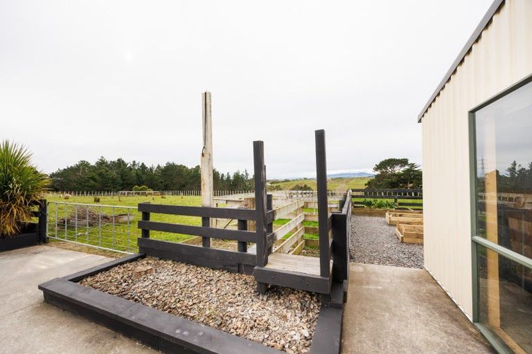 Photo of property in 32 Stoneleigh Lane, Aokautere, Palmerston North, 4471