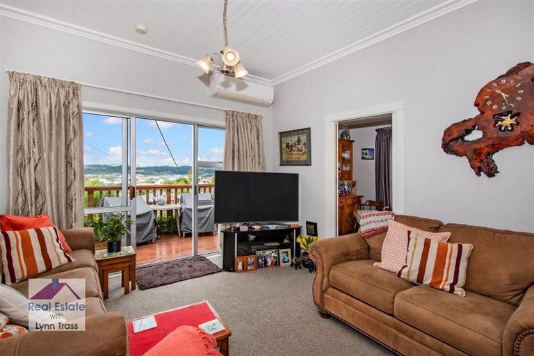 Photo of property in 48 Memorial Drive, Parahaki, Whangarei, 0112